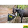 Auge en plastique alimentation lente pour chevaux 140 lLe slow-feeder est une auge avec passage de tête contenant un volume de 140 litres, spécialement conçue pour l'alimentation du cheval.Grâce à la grille rabattable intégrée, le rempissage est particulièrement simple et silencieux.333195