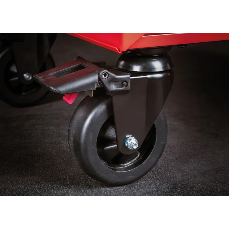 Servante d'atelier rouge + composition EVAWAVE - 179 piècesServante 7 tiroirs avec composition de 179 outils en module mousse pour servanteP409A004MRER