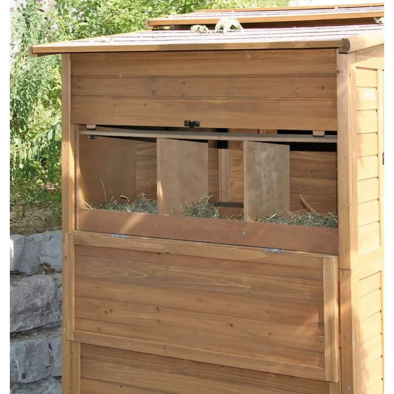 Maison pour pouleLe poulailler Kerbl Hobbyfarming allie stabilité, confort et fonctionnalité au plus haut niveau, avec un toit résistant aux intempéries, deux étages, des pondoirs et un nettoyage facile.Idéal pour un élevage de poules adapté à l'espèce dans votre propre jardin.82806